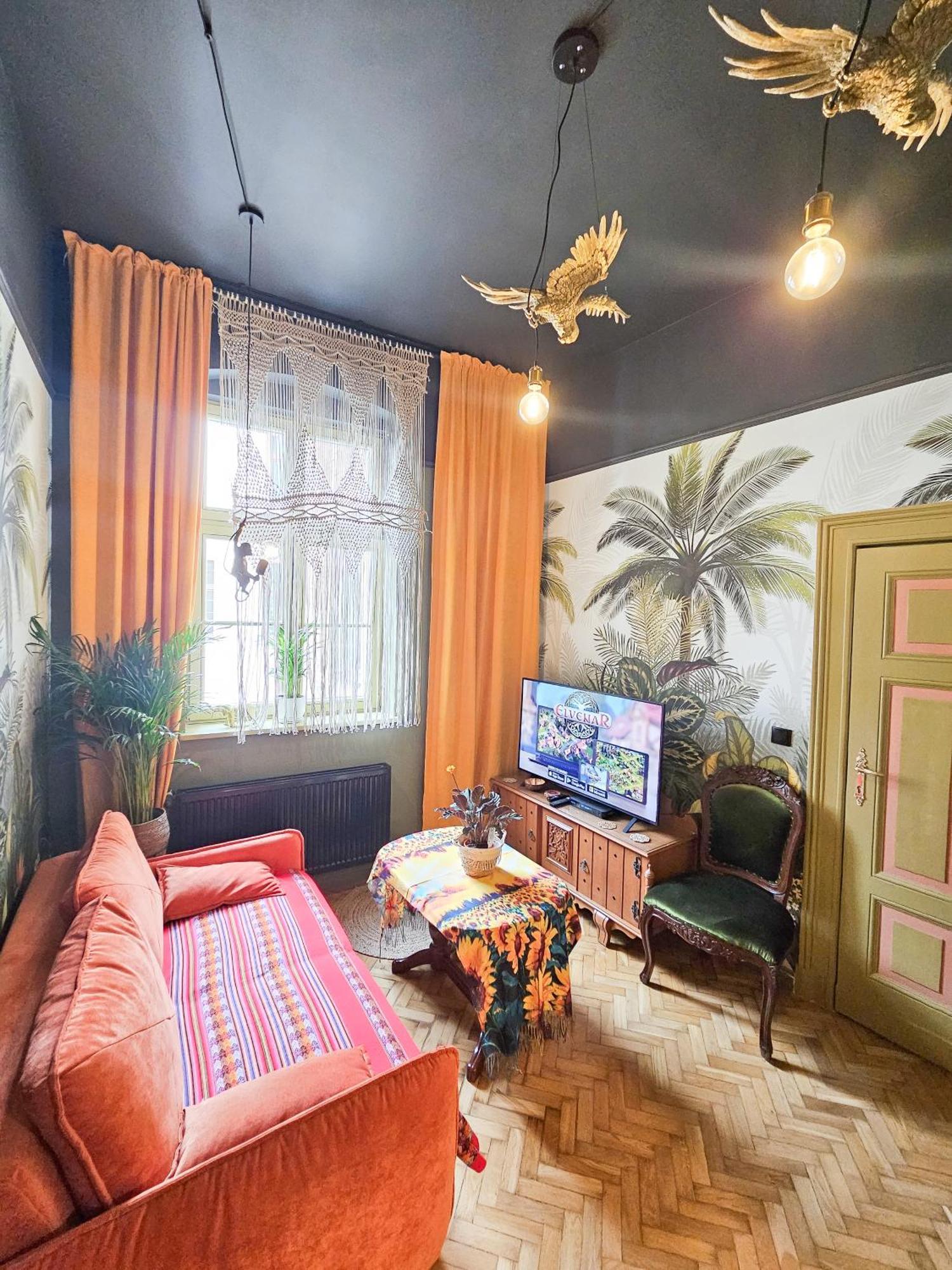 Butik Apartamenty Old Town Torun - Parking Екстериор снимка